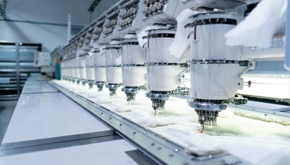 利潤(rùn)突破萬(wàn)億，輕工業(yè)何以交出亮眼成績(jī)單？